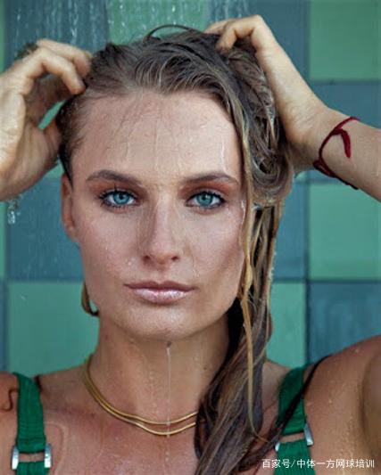 的报道中提 的报道中提